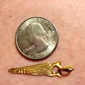 14k gold saw charm